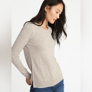 Old Navy Lightweight Crew-Neck Sweater M